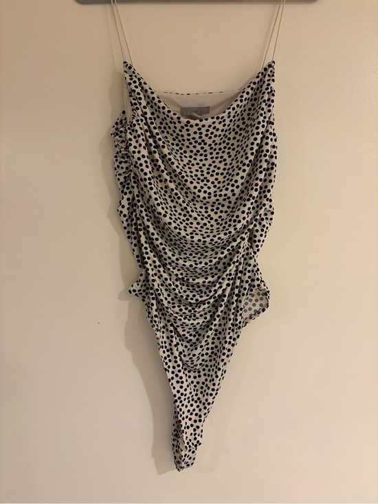 H&M Dresses & Skirts - H&M Black & White Polka Dot Draped Strapless bodysuit
